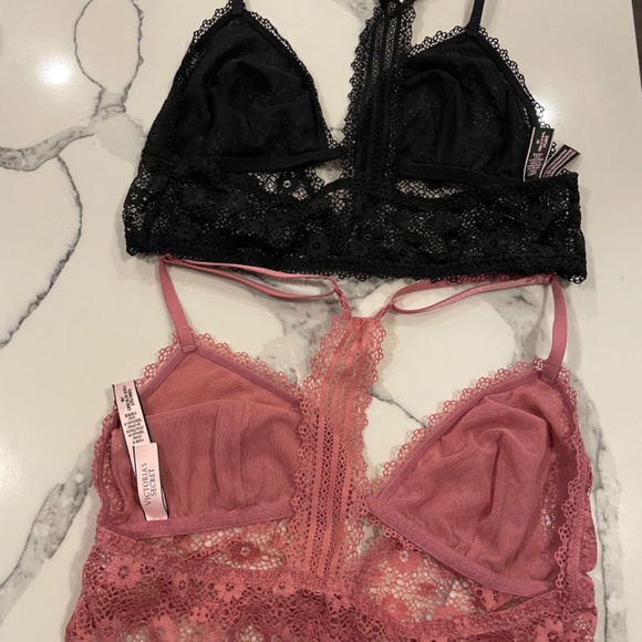 Set of 2 Victoria Secret bralettes - Picture 2 of 3